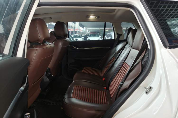 Used Roewe RX5 MAX 2022 1.5T Automatic Zhiwei Prestige Edition Left Rear Seat
