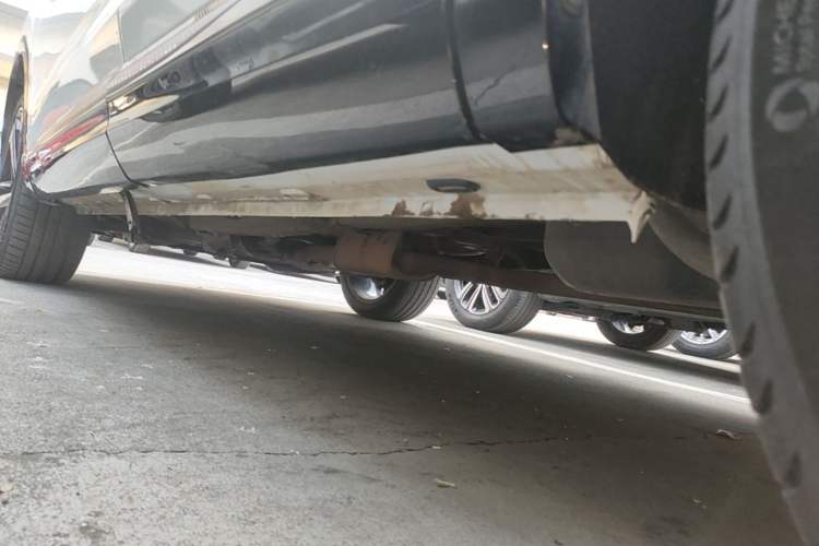 Used Roewe RX5 MAX 2022 1.5T Automatic Youwei Luxury Edition Left Side Sill