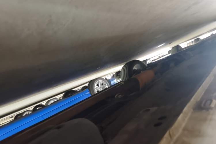 Used Roewe RX5 MAX 2022 1.5T Automatic Zhiwei Prestige Edition Left Side Sill