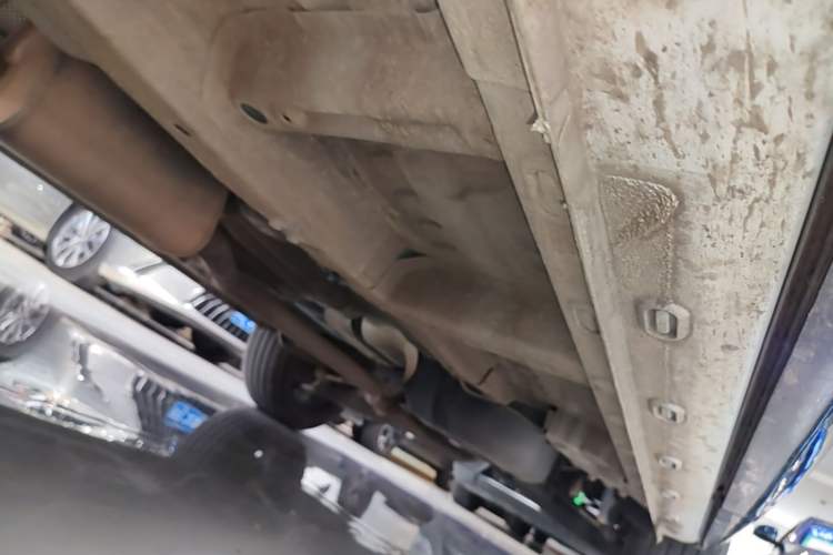 Used Roewe RX5 MAX 2022 1.5T Automatic Youwei Luxury Edition Left Side Sill