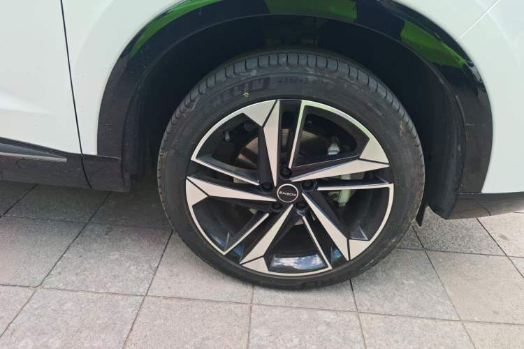 Used Roewe RX5 MAX 2022 1.5T Automatic Youwei Luxury Edition Right Front Wheel Hub