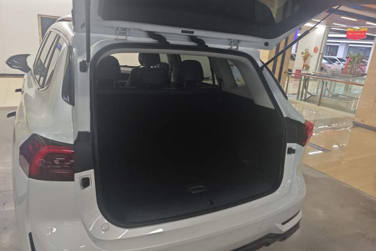 Used Roewe RX5 MAX 2022 1.5T Automatic Youwei Luxury Edition Trunk