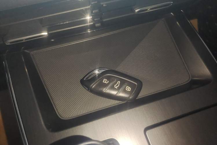 Used Roewe RX5 MAX 2022 1.5T Automatic Zhiwei Prestige Edition Vehicle Key