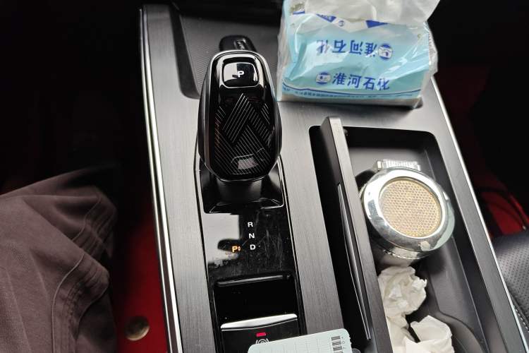 Used Roewe RX5 MAX 2022 1.5T Automatic Zhiwei Prestige Edition Gear Lever