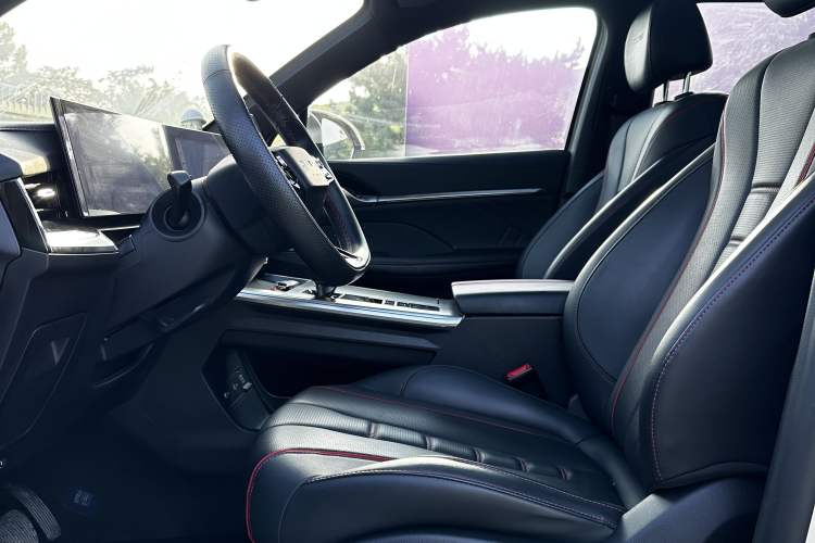 Used Roewe RX5 MAX 2022 1.5T Automatic Youwei Flagship Edition Interior 4