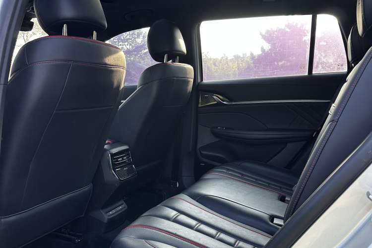 Used Roewe RX5 MAX 2022 1.5T Automatic Youwei Flagship Edition Interior 6