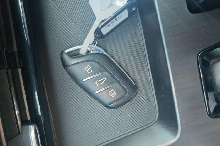 Used Roewe RX5 MAX 2022 1.5T Automatic Zhiwei Prestige Edition Vehicle Key