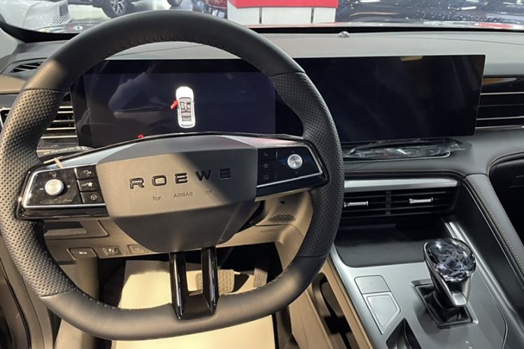 Used Roewe RX5 New Energy 2023 eRX5 Super Hybrid Premium Edition Interior 2