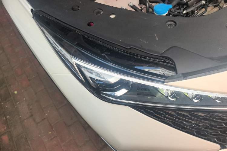 Used Roewe RX5 New Energy 2023 eRX5 Ultra-Hybrid Comfort Edition Right Front Headlight
