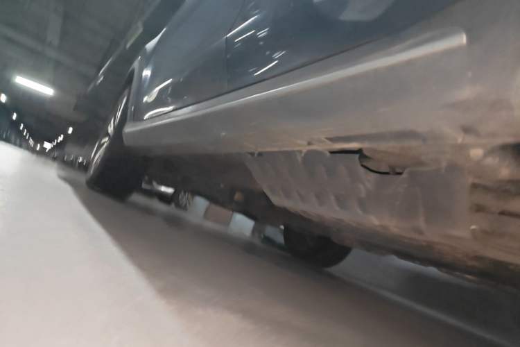 Used Roewe RX5 New Energy 2017 eRX5 50T Hybrid Connected Prestige Flagship Edition Chassis Rear Left