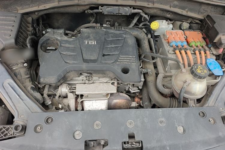 Used Roewe RX5 New Energy 2017 eRX5 50T Hybrid Connected Prestige Flagship Edition Engine Bay