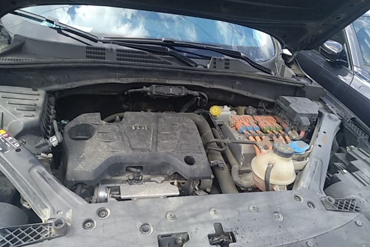 Used Roewe RX5 New Energy 2017 eRX5 50T Hybrid Connected Prestige Flagship Edition Engine Bay