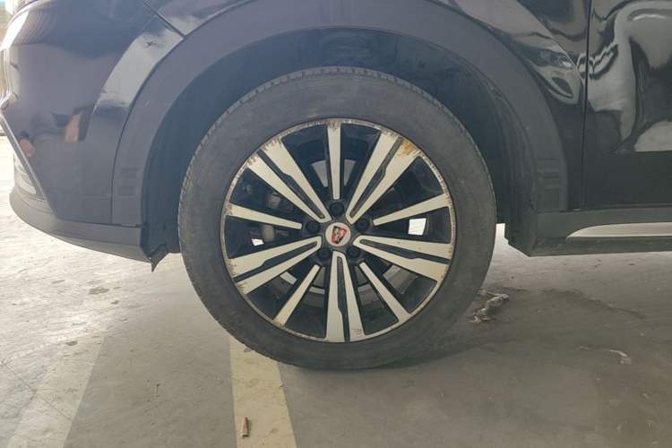 Used Roewe RX5 New Energy 2017 eRX5 50T Hybrid Connected Prestige Flagship Edition Exterior 4