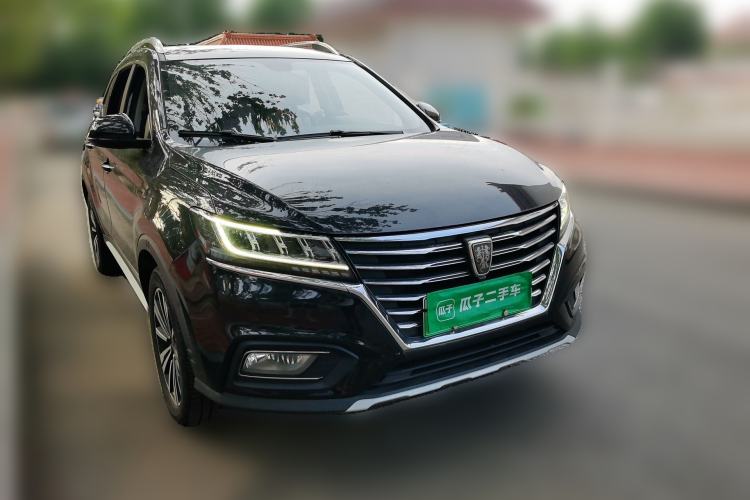 Used Roewe RX5 New Energy 2017 eRX5 50T Hybrid Connected Prestige Flagship Edition Front Right 45 Deg