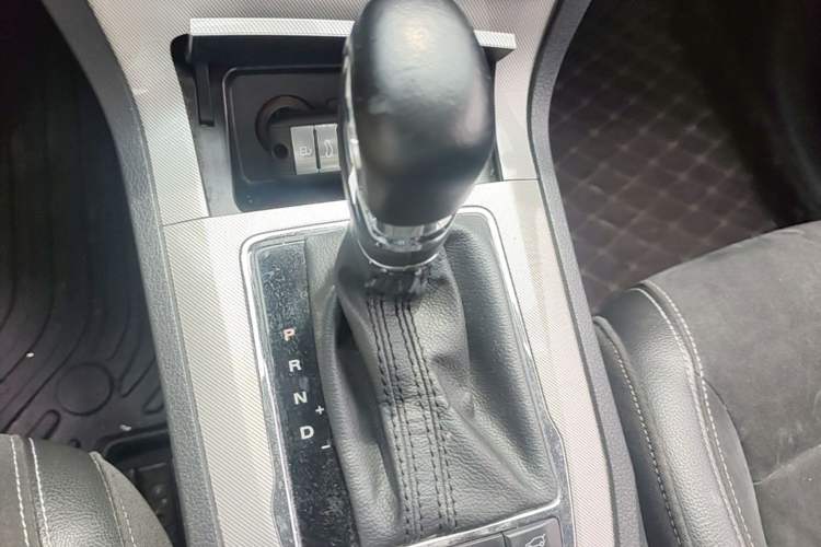 Used Roewe RX5 New Energy 2017 eRX5 50T Hybrid Connected Prestige Flagship Edition Gear Lever
