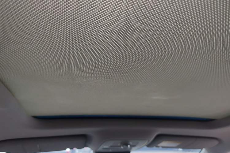 Used Roewe RX5 New Energy 2017 eRX5 50T Hybrid Connected Prestige Flagship Edition Headliner
