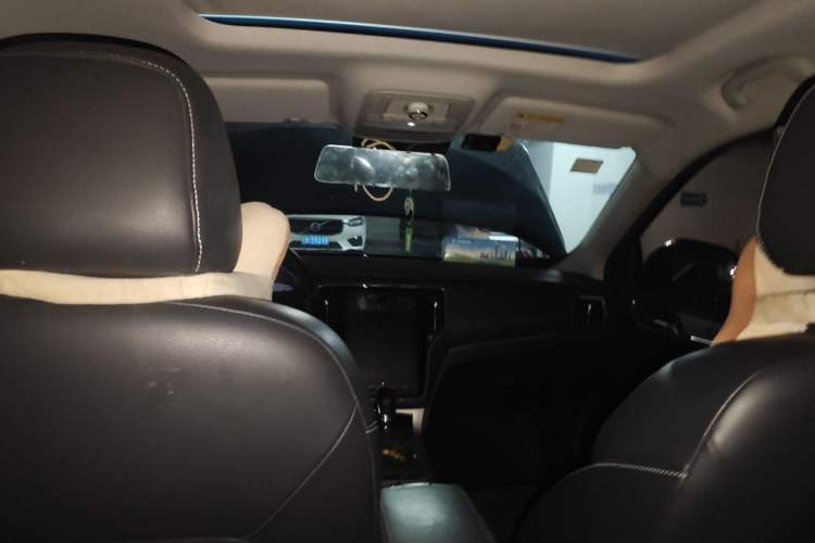 Used Roewe RX5 New Energy 2017 eRX5 50T Hybrid Connected Prestige Flagship Edition Headliner