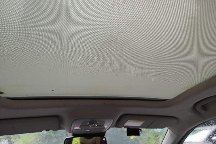Used Roewe RX5 New Energy 2017 eRX5 50T Hybrid Connected Prestige Flagship Edition Headliner