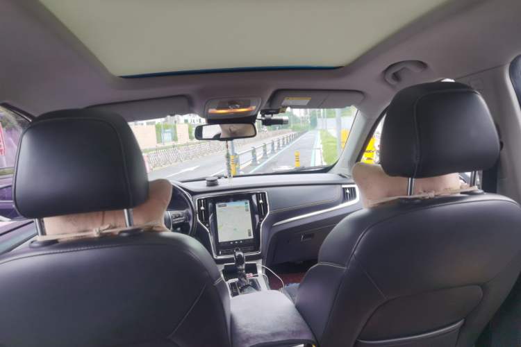 Used Roewe RX5 New Energy 2017 eRX5 50T Hybrid Connected Prestige Flagship Edition Headliner