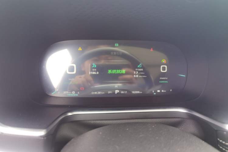 Used Roewe RX5 New Energy 2017 eRX5 50T Hybrid Connected Prestige Flagship Edition Instrument Cluster