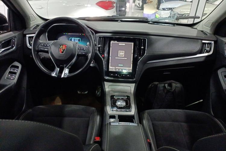 Used Roewe RX5 New Energy 2017 ERX5 EV400 Electric Internet Supreme Edition Interior 2