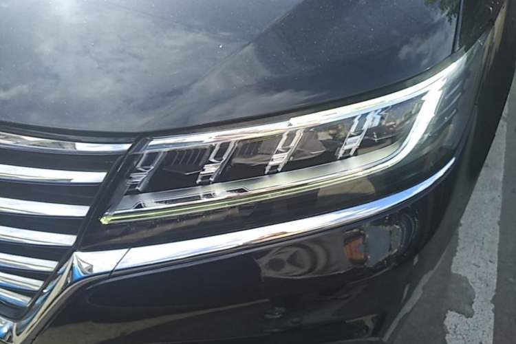 Used Roewe RX5 New Energy 2017 eRX5 50T Hybrid Connected Prestige Flagship Edition Left Front Headlight