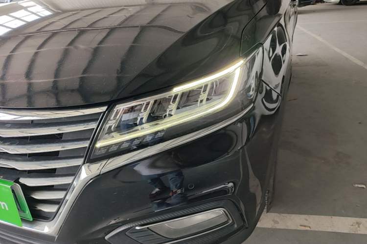 Used Roewe RX5 New Energy 2017 eRX5 50T Hybrid Connected Prestige Flagship Edition Left Front Headlight