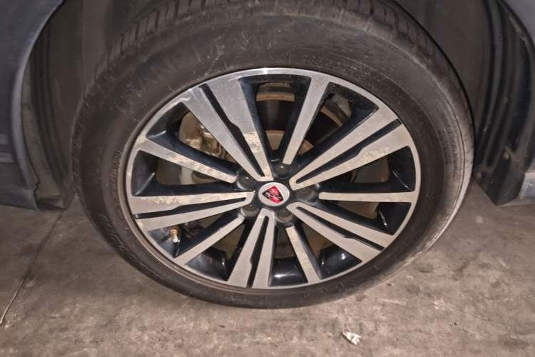 Used Roewe RX5 New Energy 2017 eRX5 50T Hybrid Connected Prestige Flagship Edition Left Front Wheel Hub