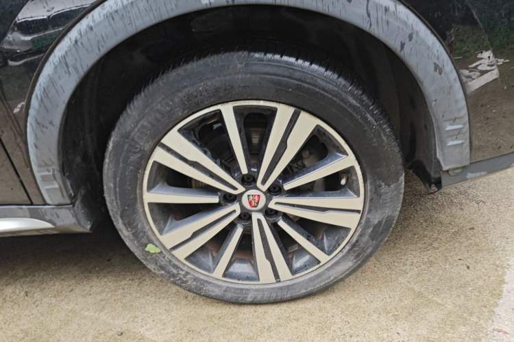 Used Roewe RX5 New Energy 2017 eRX5 50T Hybrid Connected Prestige Flagship Edition Right Front Wheel Hub