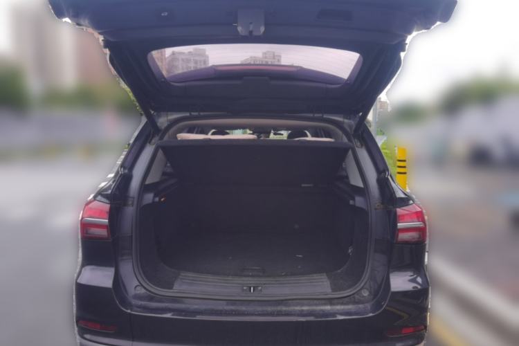 Used Roewe RX5 New Energy 2017 eRX5 50T Hybrid Connected Prestige Flagship Edition Trunk