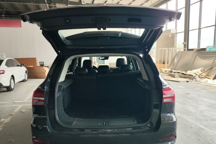 Used Roewe RX5 New Energy 2017 eRX5 50T Hybrid Connected Prestige Flagship Edition Trunk