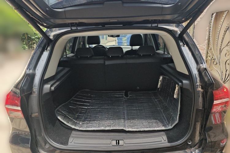Used Roewe RX5 New Energy 2017 eRX5 50T Hybrid Connected Prestige Flagship Edition Trunk