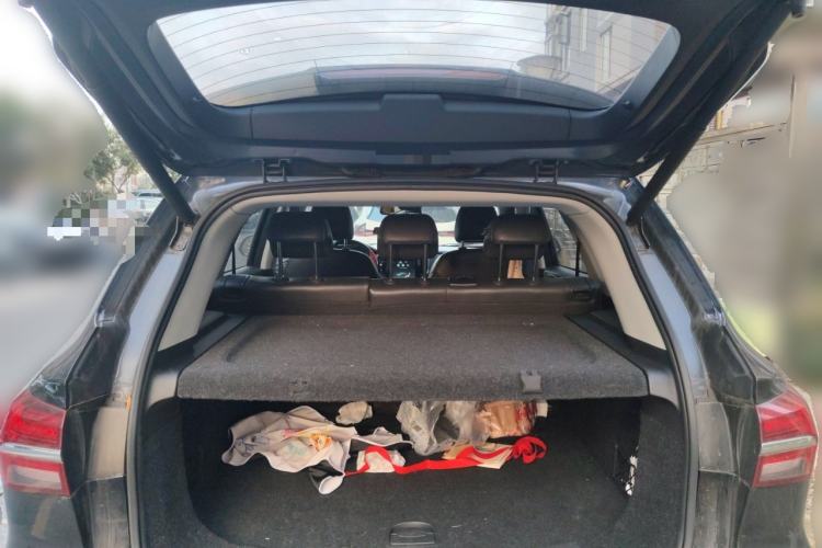 Used Roewe RX5 New Energy 2017 eRX5 50T Hybrid Connected Prestige Flagship Edition Trunk