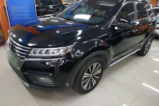 Ojetý Roewe RX5 New Energy 2017 eRX5 50T Hybrid Connected Prestige Flagship Edition