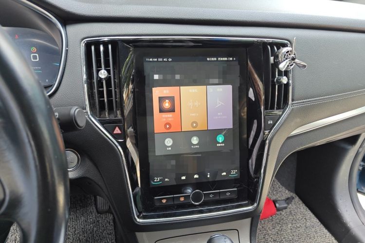 Used Roewe RX5 New Energy 2017 eRX5 50T Hybrid Connected Prestige Flagship Edition Audio And AC Panel