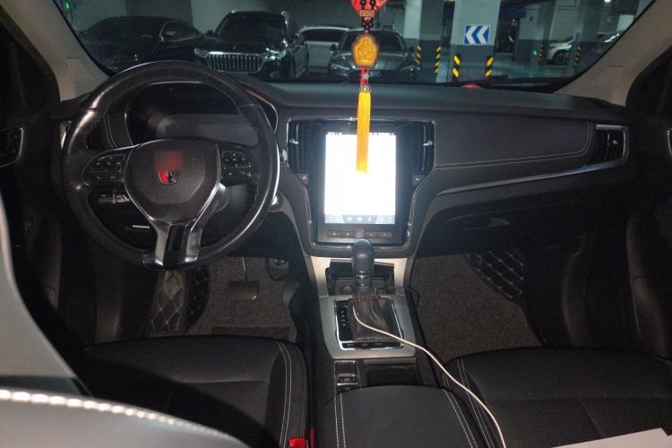 Used Roewe RX5 New Energy 2017 eRX5 50T Hybrid Connected Prestige Flagship Edition Center Console