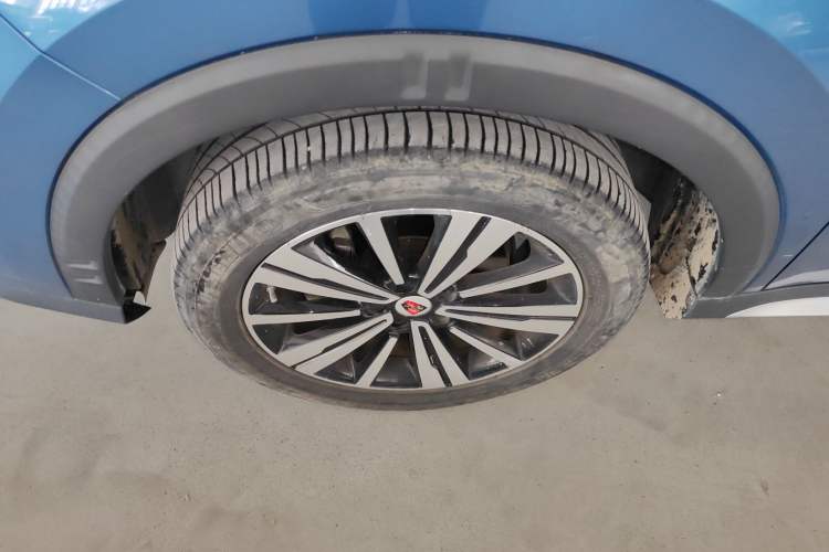 Used Roewe RX5 New Energy 2017 eRX5 50T Hybrid Connected Prestige Flagship Edition Exterior 7