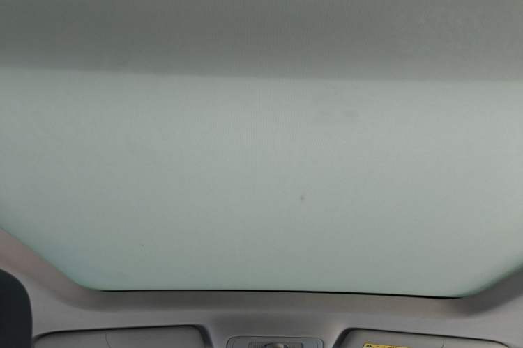 Used Roewe RX5 New Energy 2017 eRX5 50T Hybrid Connected Prestige Flagship Edition Headliner
