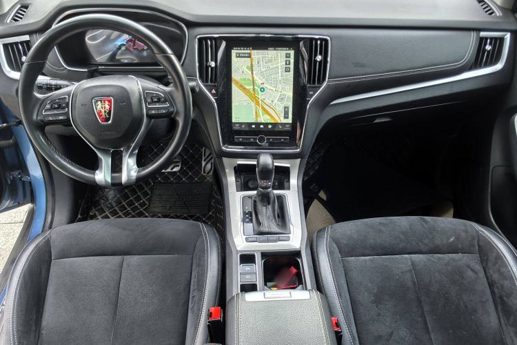 Used Roewe RX5 New Energy 2017 eRX5 50T Hybrid Connected Prestige Flagship Edition Interior 3