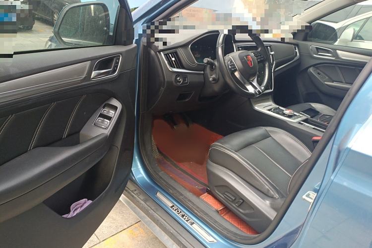 Used Roewe RX5 New Energy 2017 ERX5 EV400 Electric Internet Flagship Edition Interior 3