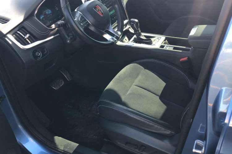 Used Roewe RX5 New Energy 2017 eRX5 50T Hybrid Connected Prestige Flagship Edition Interior 6