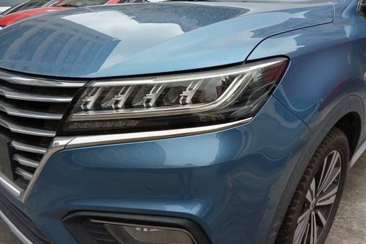 Used Roewe RX5 New Energy 2017 eRX5 50T Hybrid Connected Prestige Flagship Edition Left Front Headlight