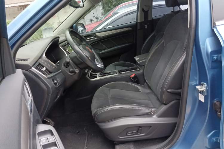 Used Roewe RX5 New Energy 2017 eRX5 50T Hybrid Connected Prestige Flagship Edition Left Front Seat
