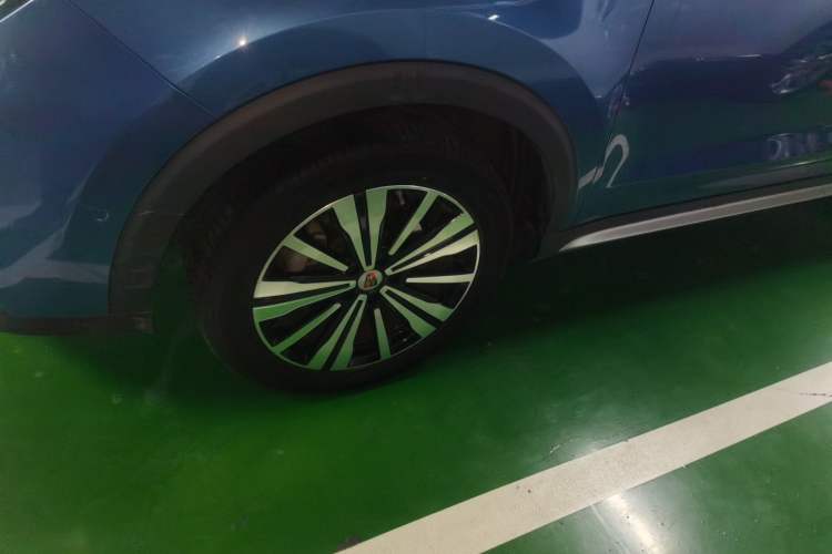Used Roewe RX5 New Energy 2017 ERX5 EV400 Electric Internet Supreme Edition Left Front Wheel Hub