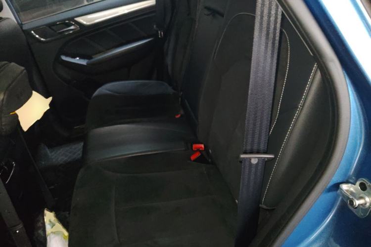 Used Roewe RX5 New Energy 2017 eRX5 50T Hybrid Connected Prestige Flagship Edition Left Rear Seat
