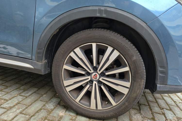 Used Roewe RX5 New Energy 2017 eRX5 50T Hybrid Connected Prestige Flagship Edition Right Front Wheel Hub