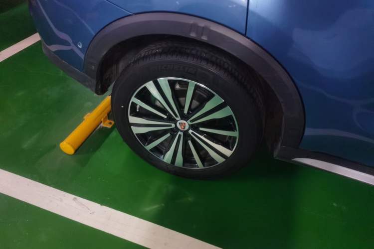 Used Roewe RX5 New Energy 2017 ERX5 EV400 Electric Internet Supreme Edition Right Rear Wheel Hub