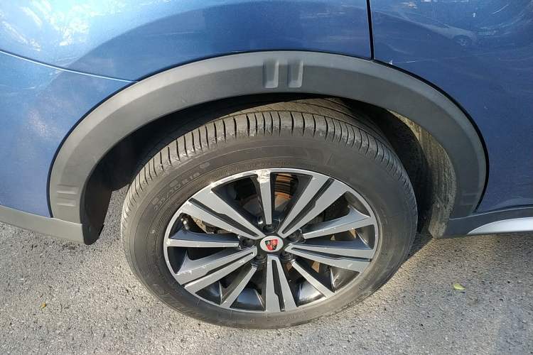 Used Roewe RX5 New Energy 2017 eRX5 50T Hybrid Connected Prestige Flagship Edition Right Rear Wheel Hub