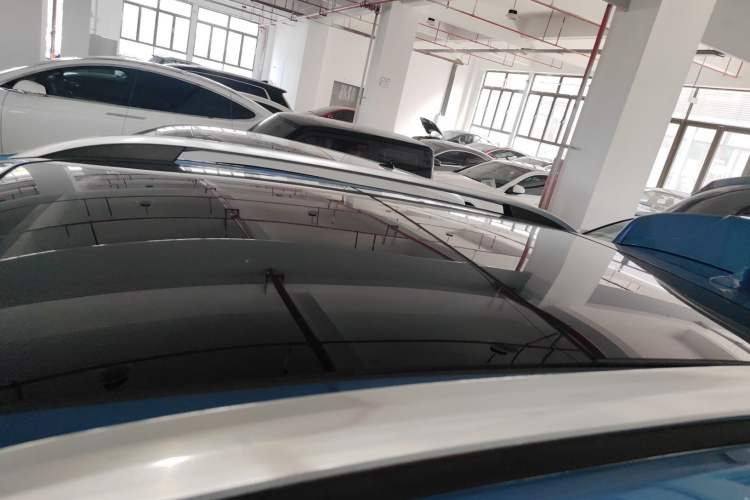 Used Roewe RX5 New Energy 2017 eRX5 50T Hybrid Connected Prestige Flagship Edition Roof