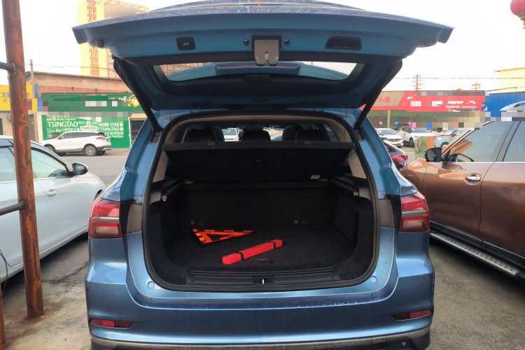 Used Roewe RX5 New Energy 2017 eRX5 50T Hybrid Connected Prestige Flagship Edition Trunk